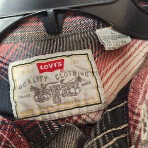 Levi's Large black maroon tan plaid mens flannel shirt